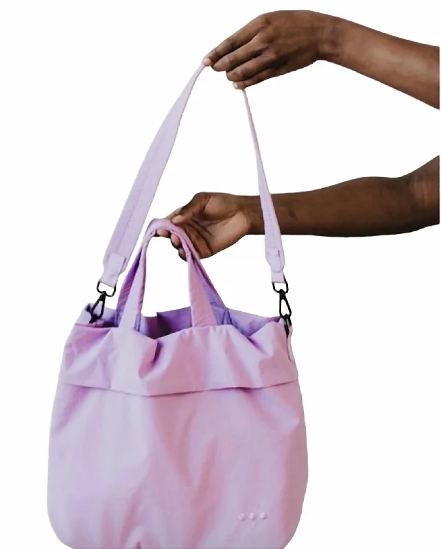 Carrie Catch All Shoulder Tote Bag In Lilac