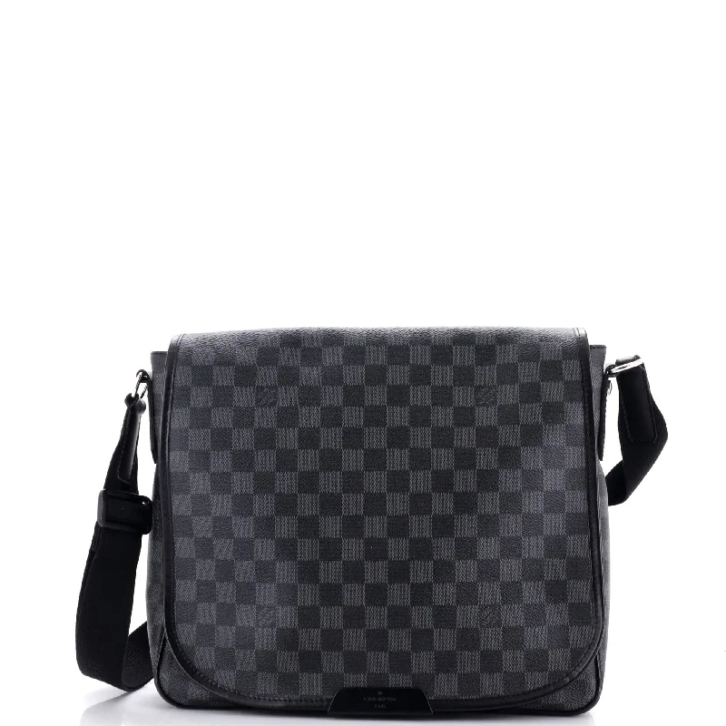 Daniel Messenger Bag Damier Graphite MM