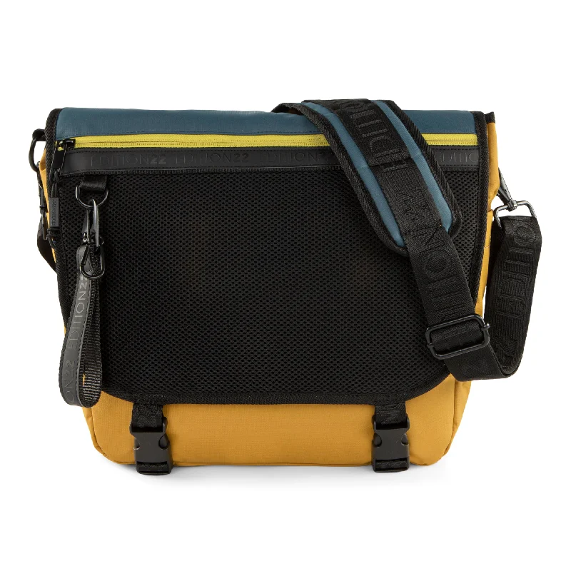 Edition22 Journey Messenger Bag